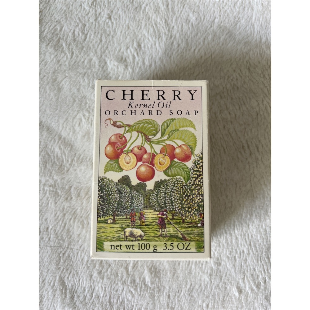 Crabtree & Evelyn London Vintage Cherry Kernel Oil Orchard Soap Bar 1980 3.5 oz